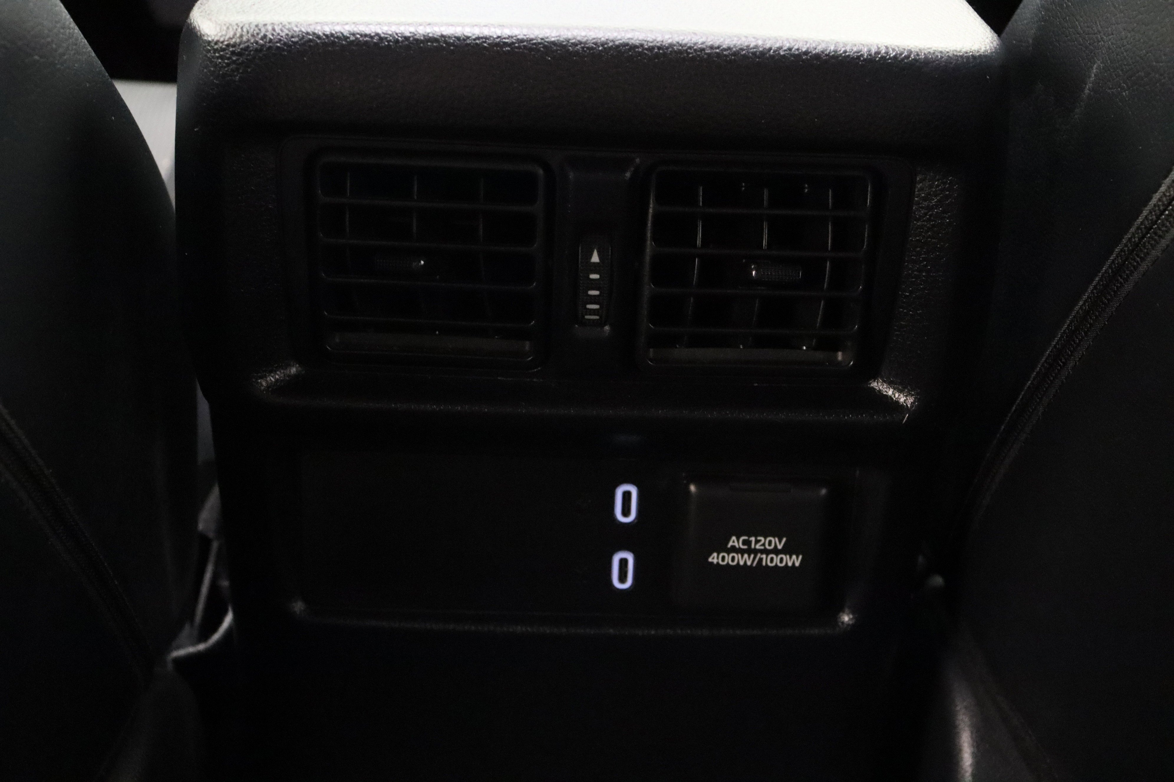 Used 2025 Underground Toyota Limited 2.4T image 32