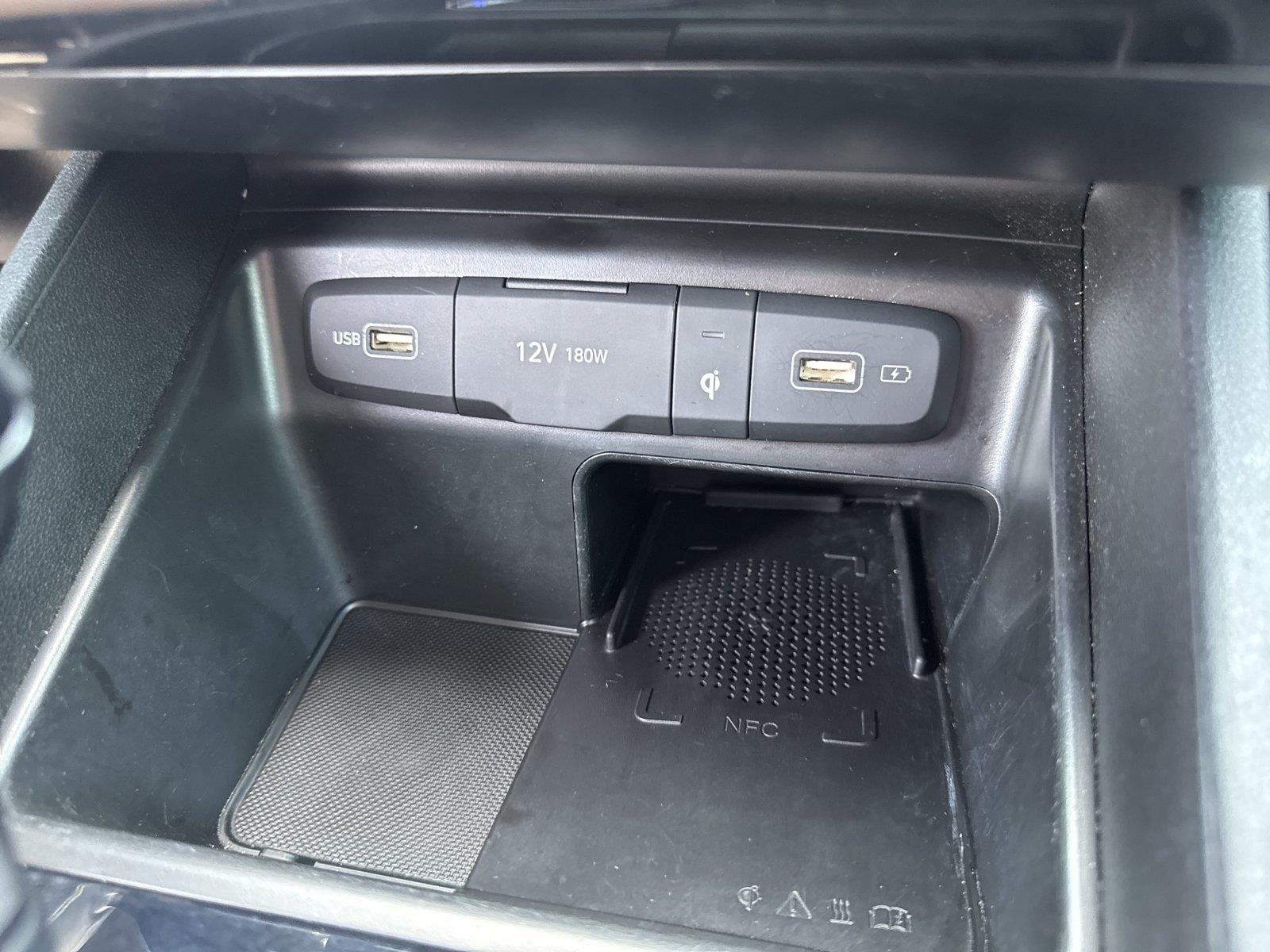 Used 2023 Amazon Gray Hyundai SEL image 27