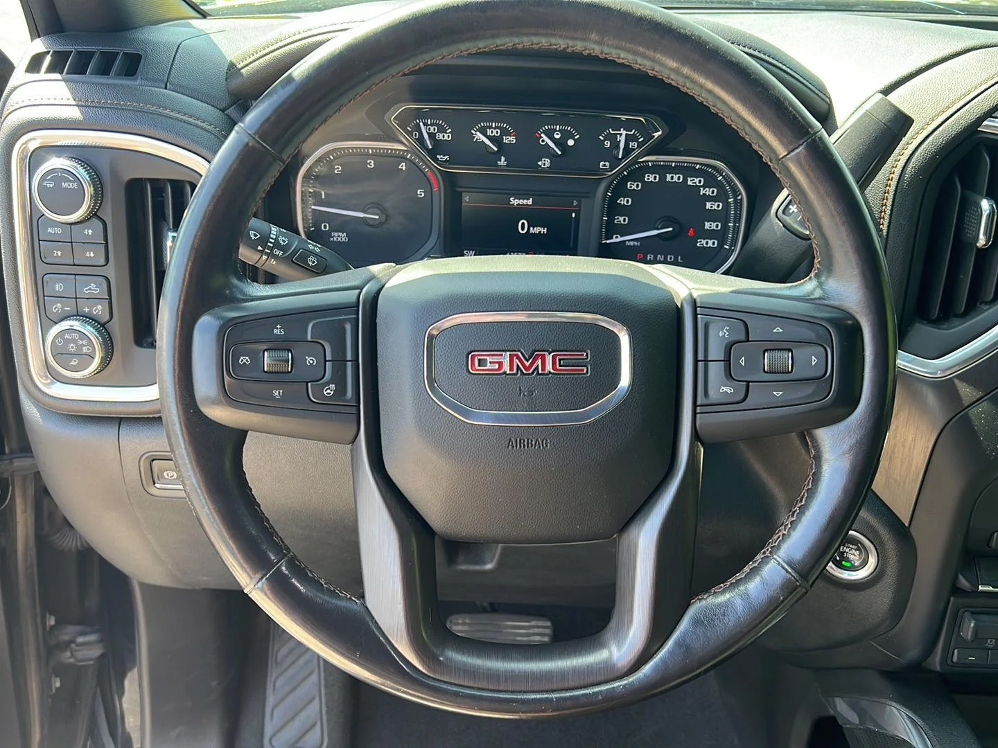 Used 2021 Onyx Black GMC AT4 image 8