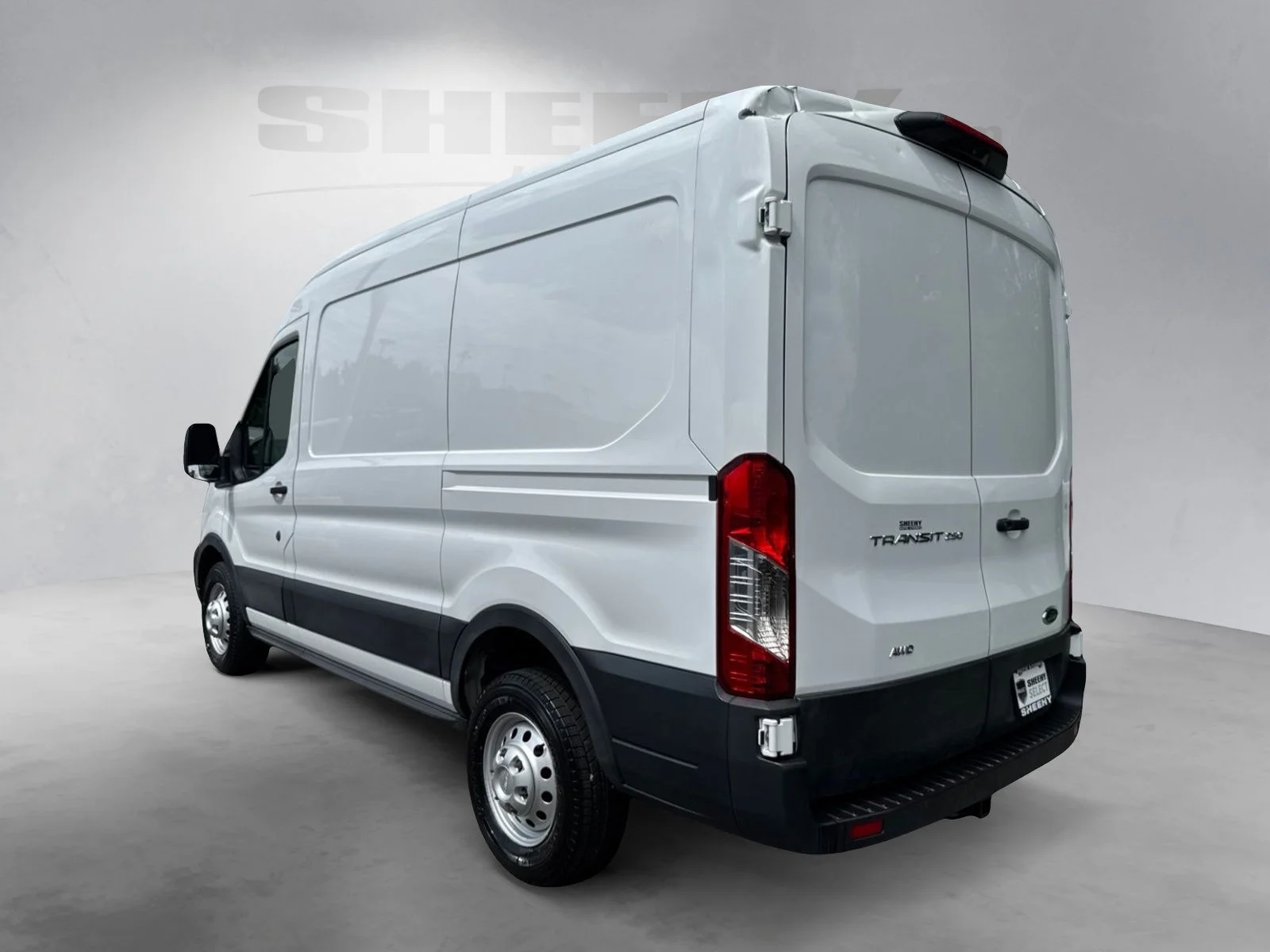 Used 2022 Oxford White Ford Base image 12