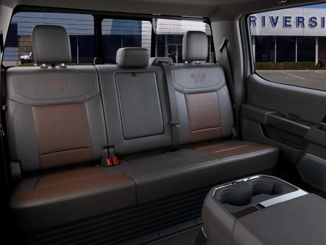 New 2027 Star White Metallic Tri-Coat Ford F-250® King Ranch® image 10