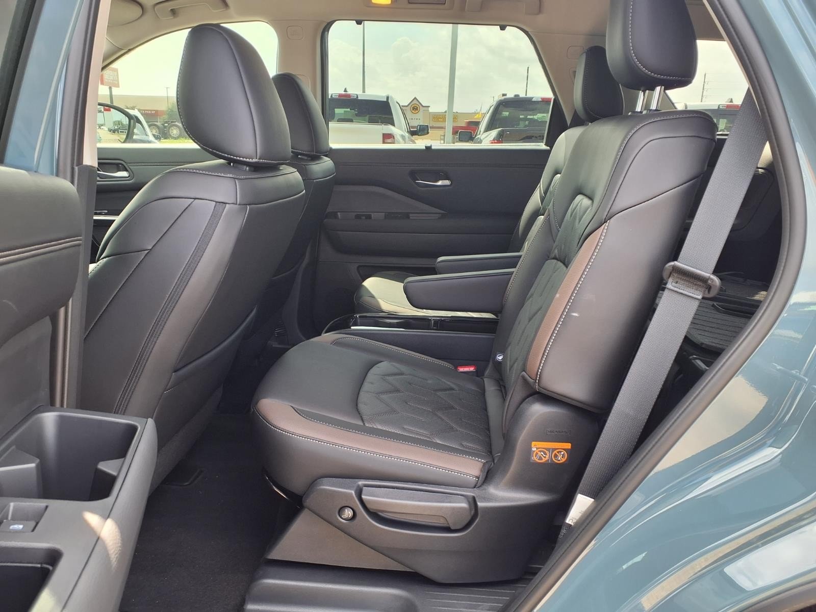 2026 Nissan Pathfinder Platinum Green at Robbins Nissan