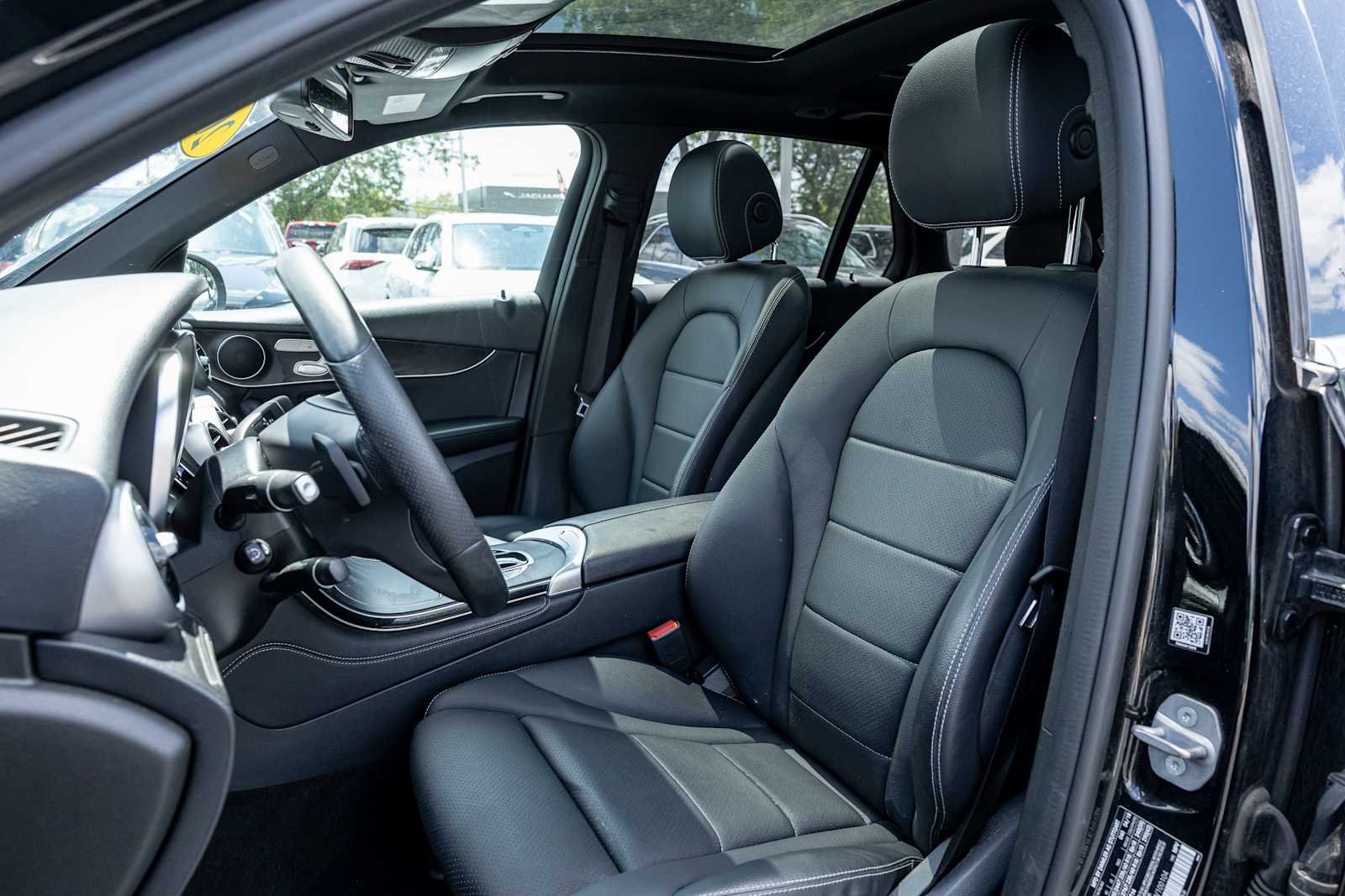 Used 2018 Black Mercedes-Benz GLC 300 image 28