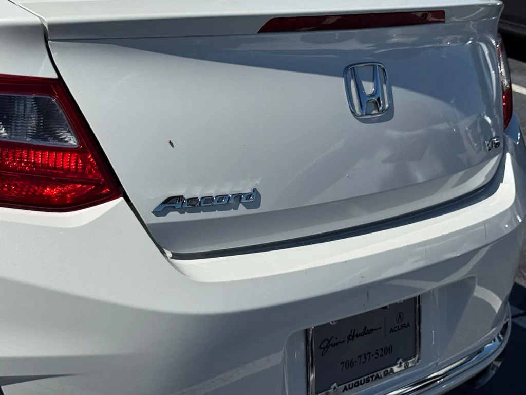 Used 2017  Acura Premium Package image 5