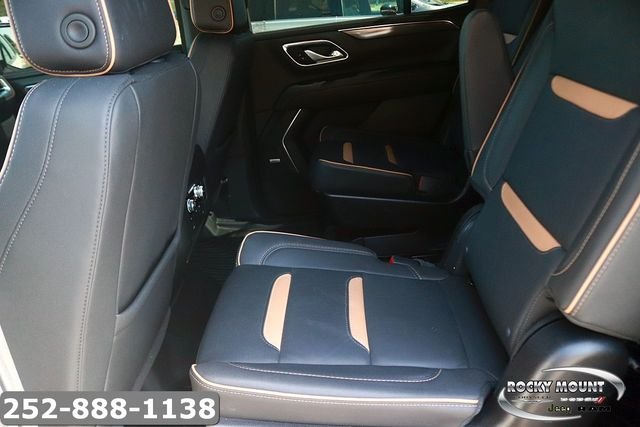 Used 2024 White GMC AT4 image 15