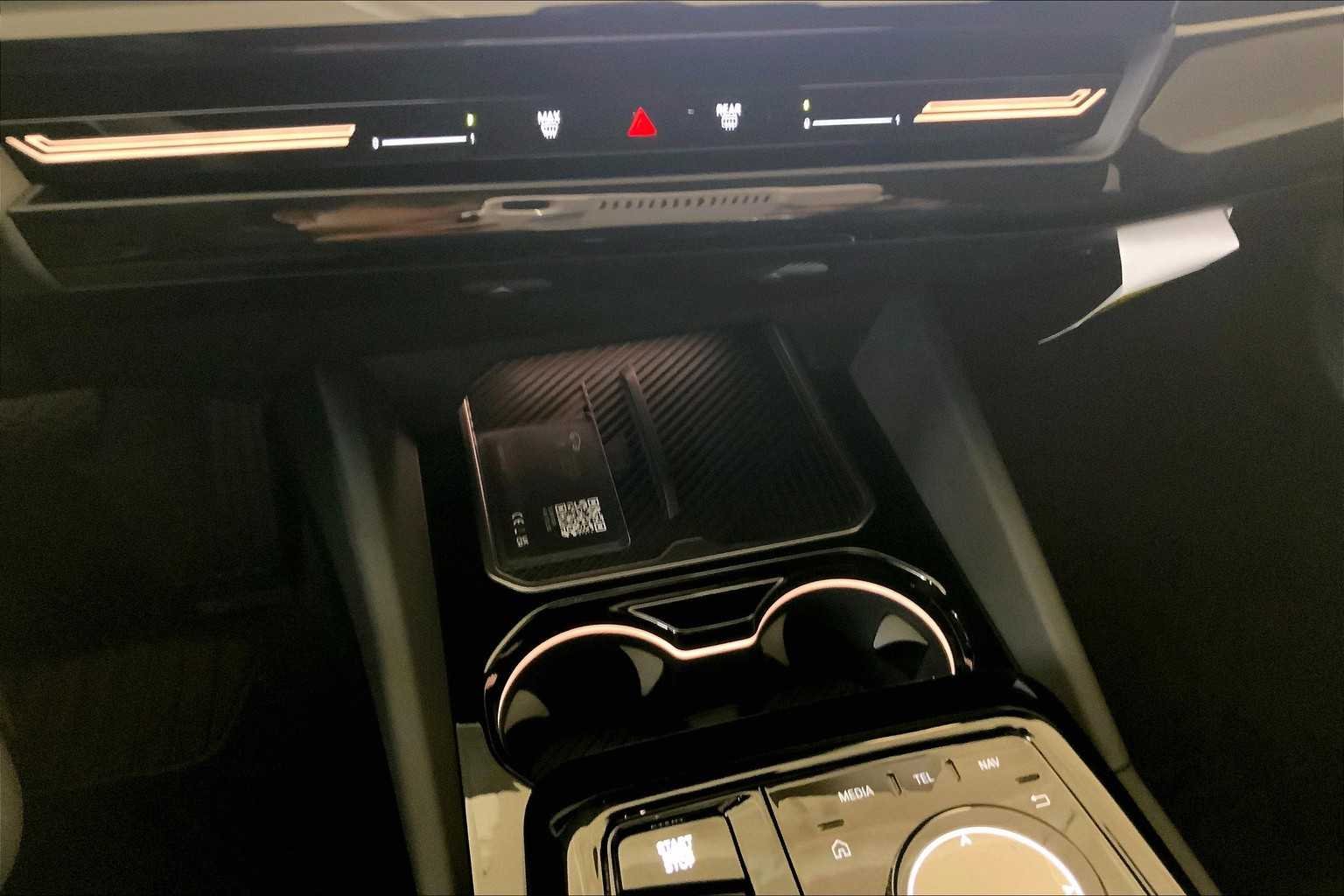 2026 BMW 5 Series 530i - Photo 20