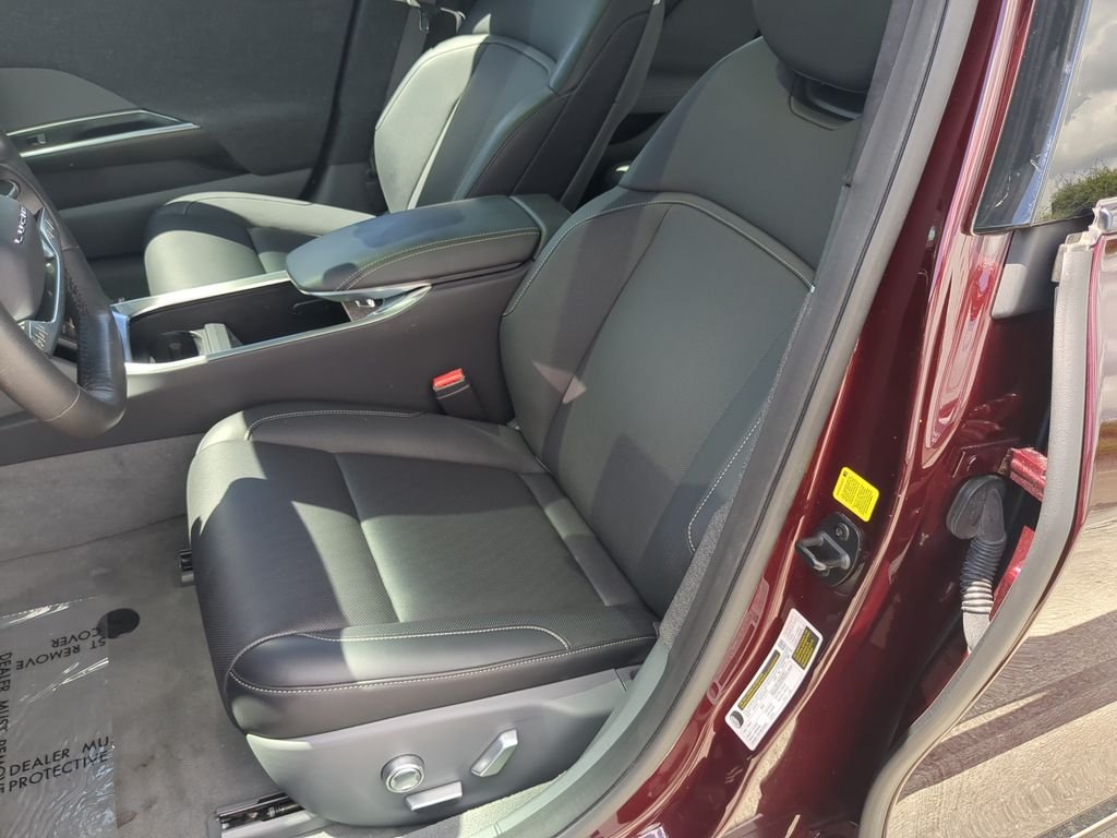 Used 2024 Red Lucid Touring image 20