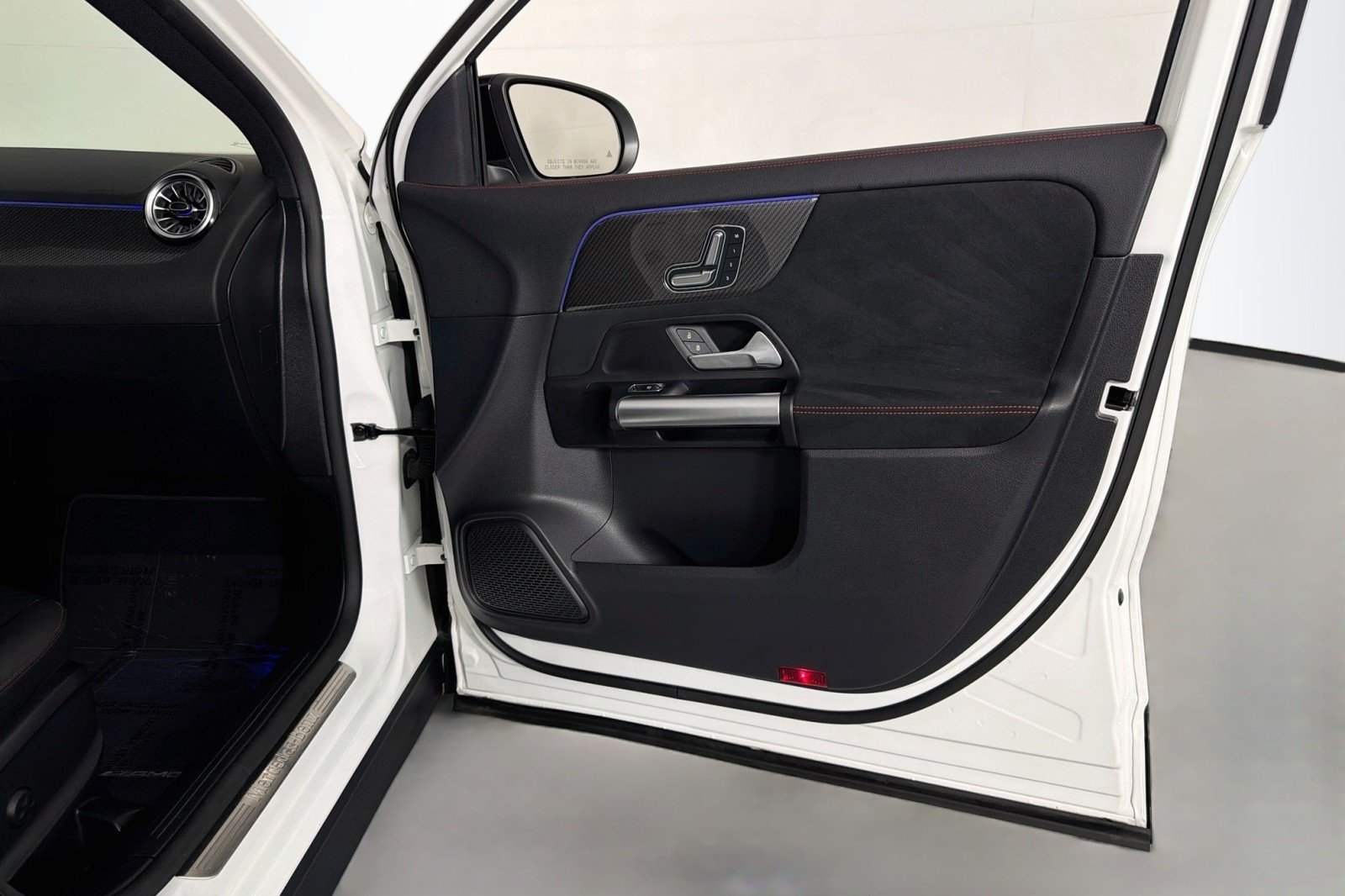 Used 2023 Polar White Mercedes-Benz 250 image 22