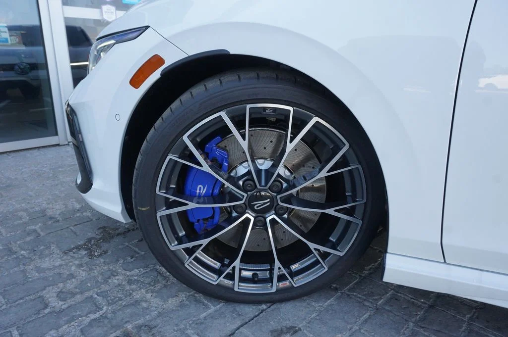 New 2026 White/off-white Volkswagen 2.0T image 33