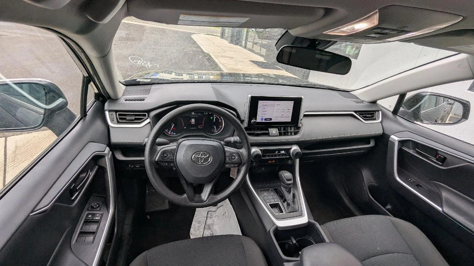 Used 2025  Toyota LE image 13