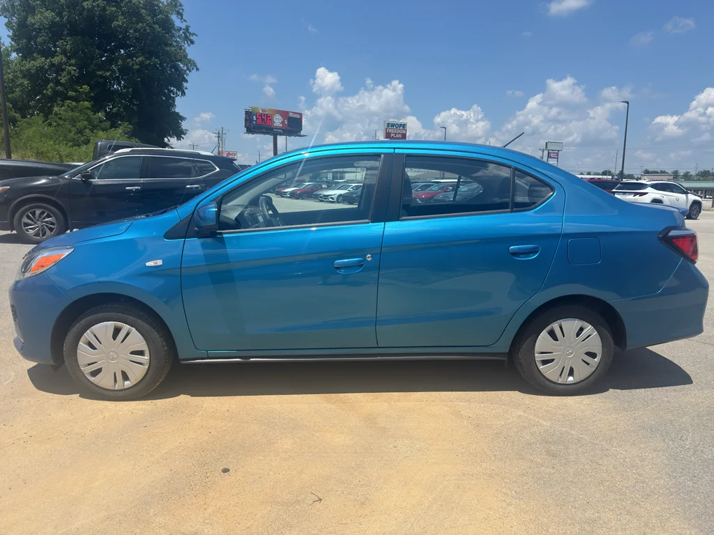 Used 2024 Sapphire Blue Metallic Mitsubishi ES image 6