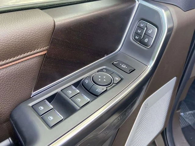 New 2026 Marsh Gray Ford King Ranch image 15