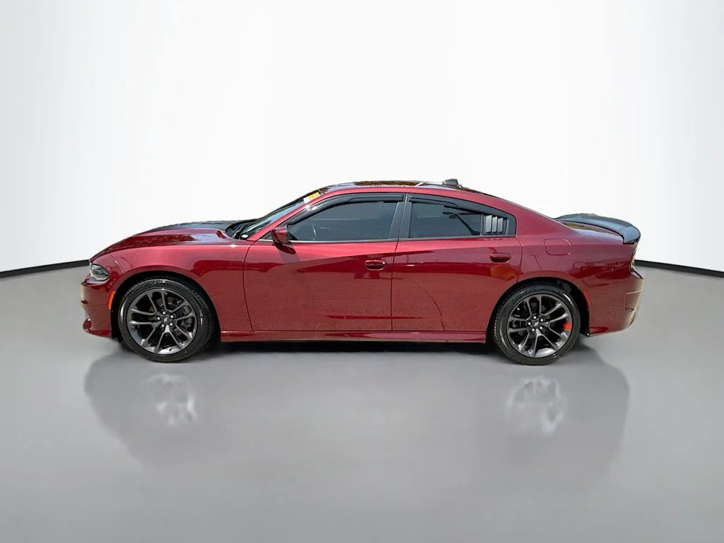 Certified Used 2022 Octane Red Pearlcoat Dodge R/T Daytona image 5