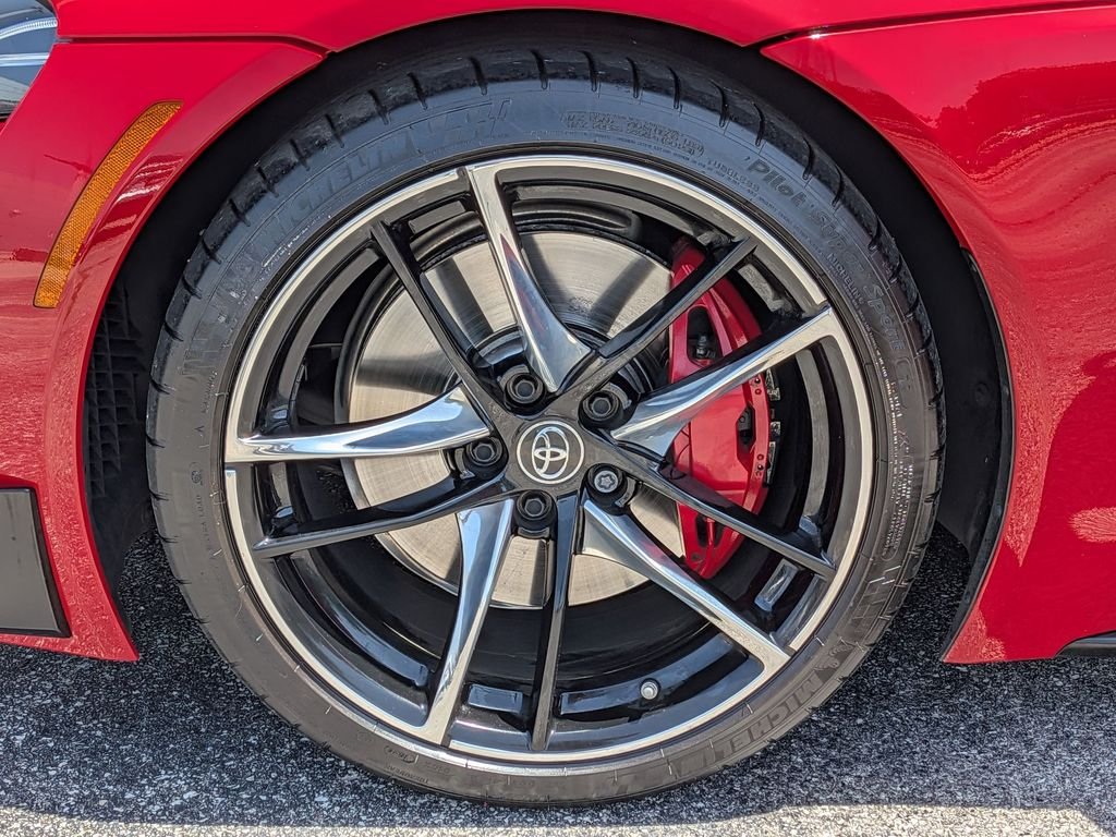 Used 2020 Red Toyota 3.0 image 13