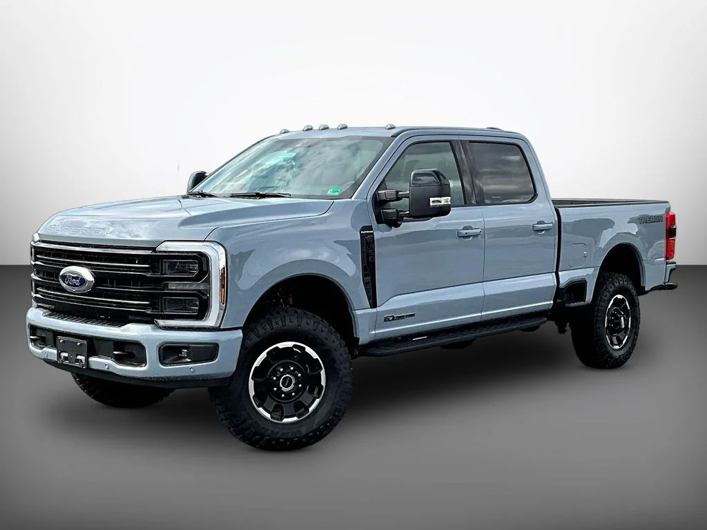 New 2026 Glacier Gray Metallic Tri-Coat Ford F-350® Platinum® image 2