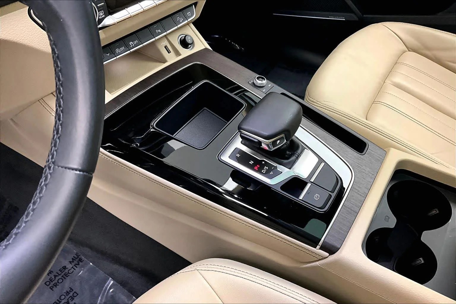 Used 2023 Ibis White Audi Premium Plus image 32