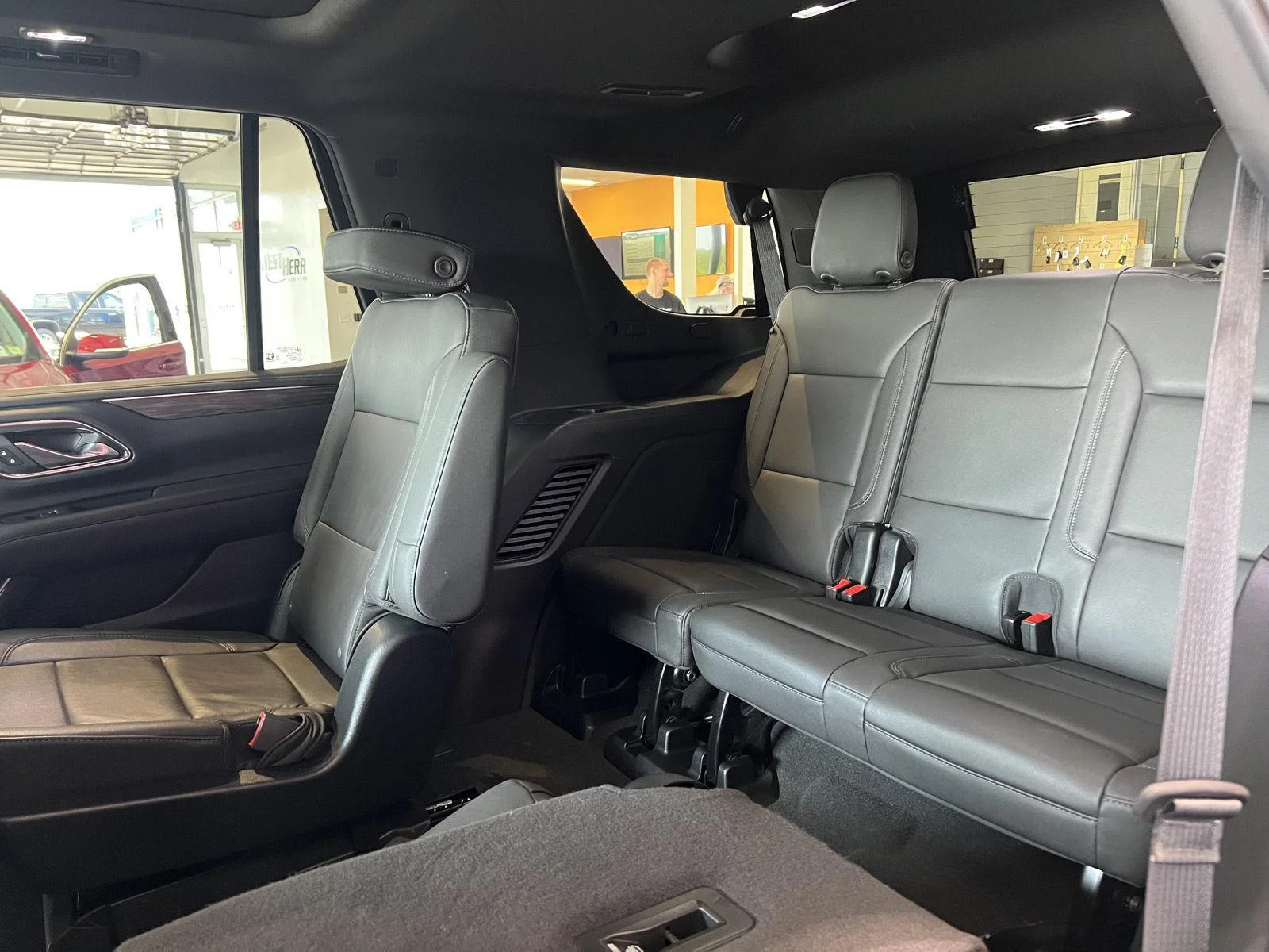 Used 2024 Summit White Chevrolet Z71 image 20