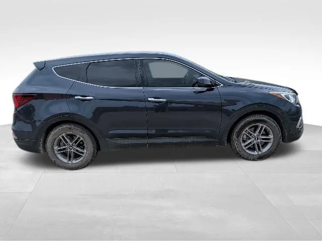 Used 2018 Blue Hyundai 2.4 Base image 2