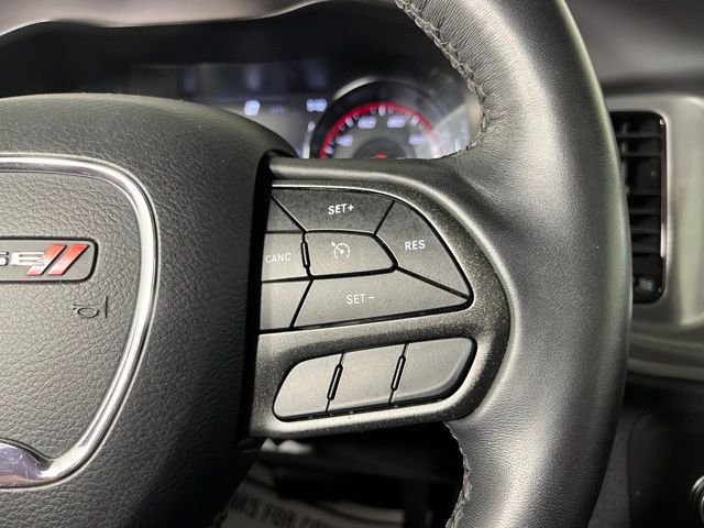 Used 2023 Black Dodge SXT image 22