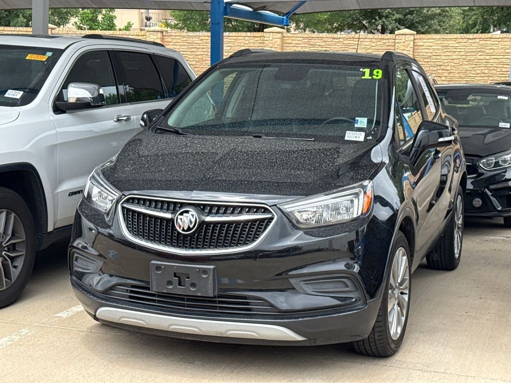 2019 Buick Encore Preferred's photo