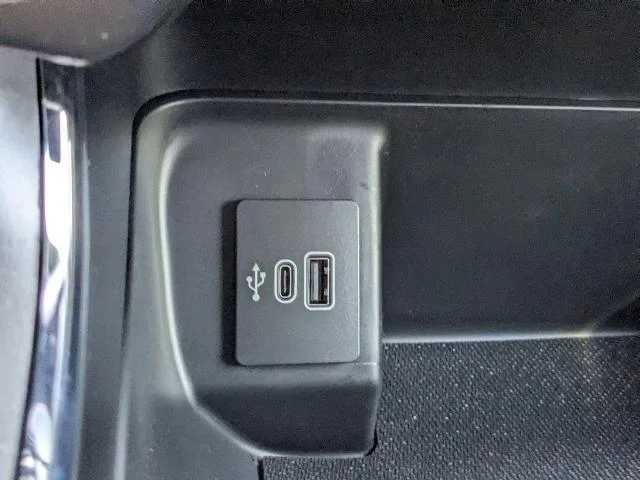 New 2026 Carbonized Gray Metallic Ford XLT image 52