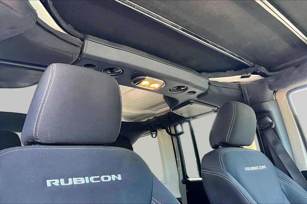 Certified Used 2018 Beige Jeep Unlimited Rubicon image 26