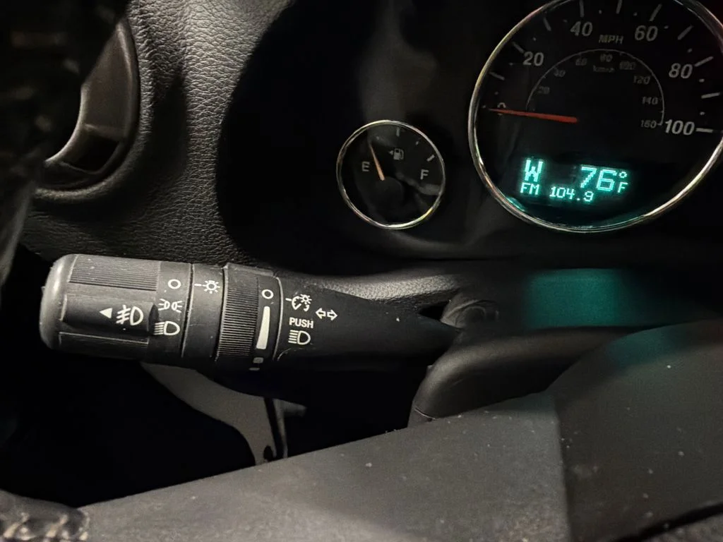 Used 2018 Bright White Clearcoat Jeep Freedom Edition image 20
