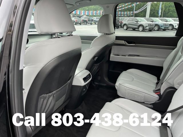 Used 2025 Black Hyundai SEL image 11