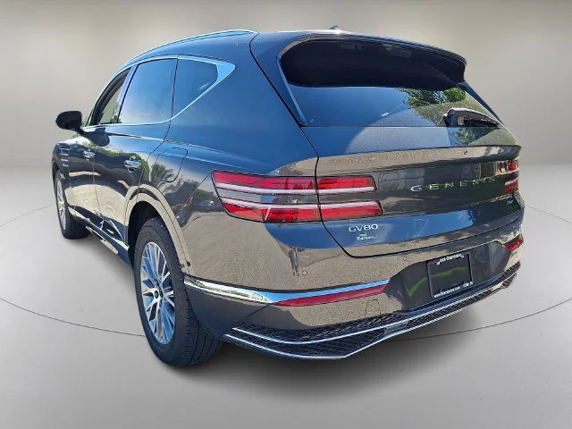 Used 2025 Gray Genesis 2.5T image 4