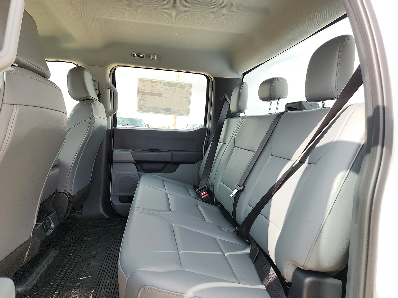 New 2026 Oxford White Ford F-250® XL image 18