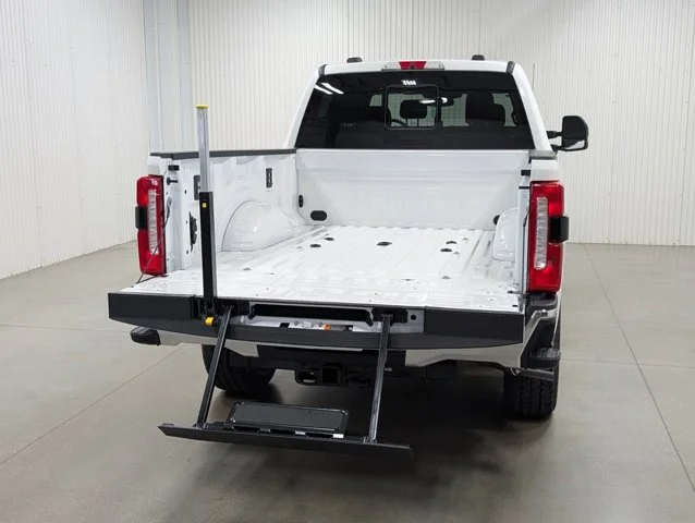 New 2026 Star White Metallic Tri-Coat Ford F-250® King Ranch® image 70