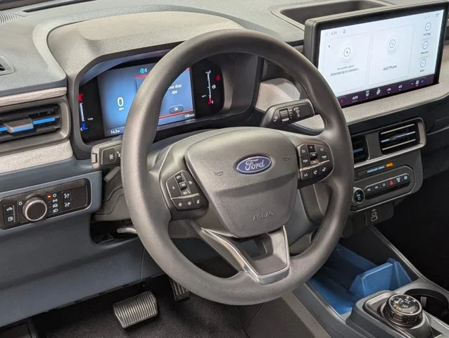 New 2026 Shadow Black Ford XLT image 33