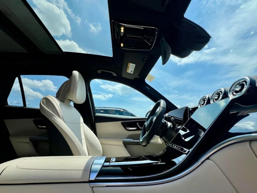 Certified Used 2026  Mercedes-Benz GLC 300 image 13