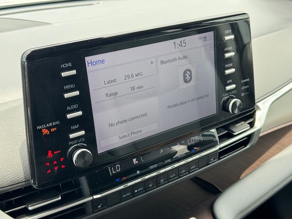 Used 2024 Silver Toyota XLE image 32