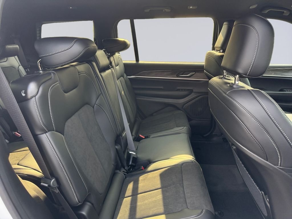 New 2026 Bright White Clearcoat Jeep Altitude image 18