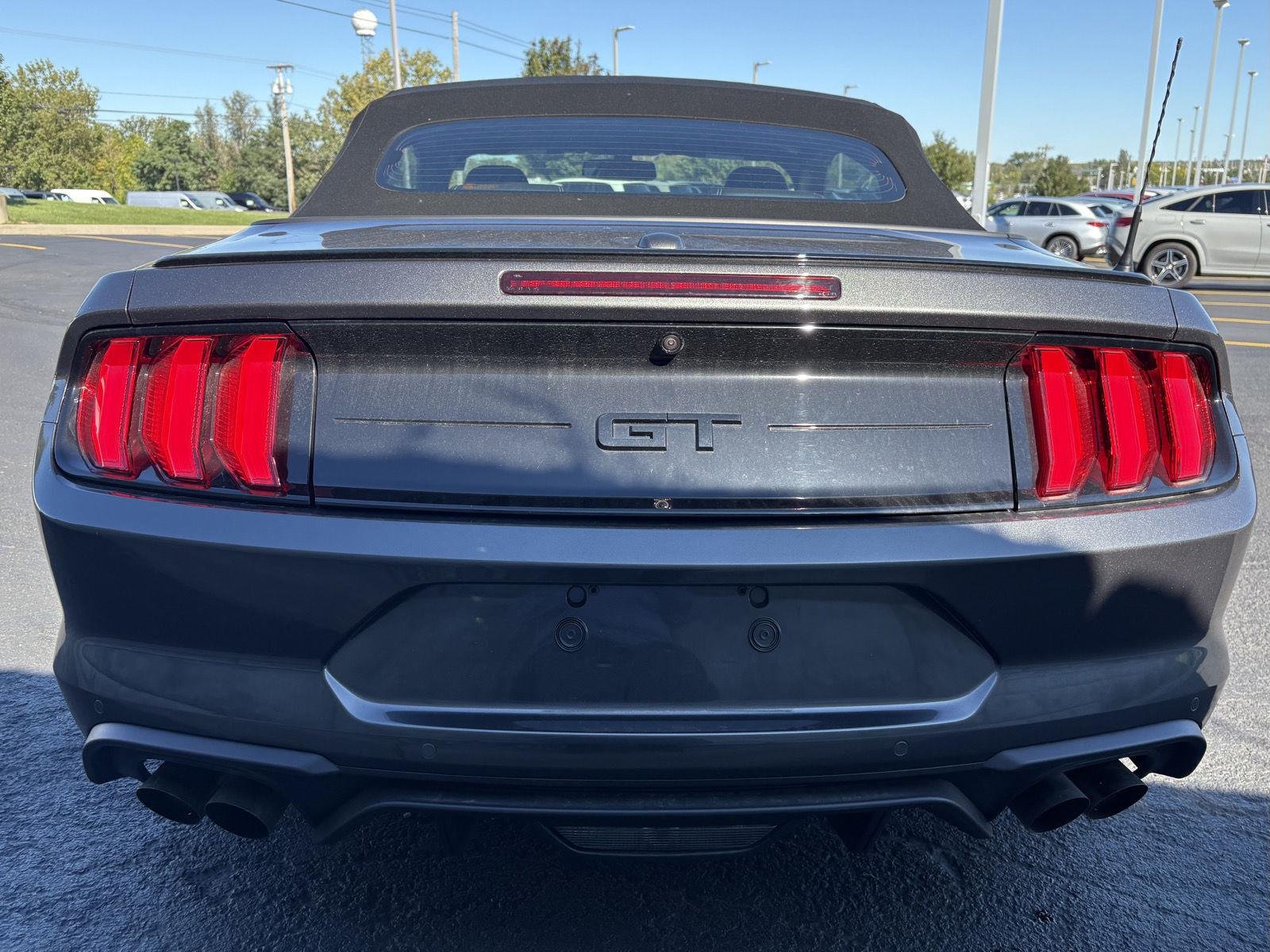 Used 2020 Magnetic Ford GT Premium image 6
