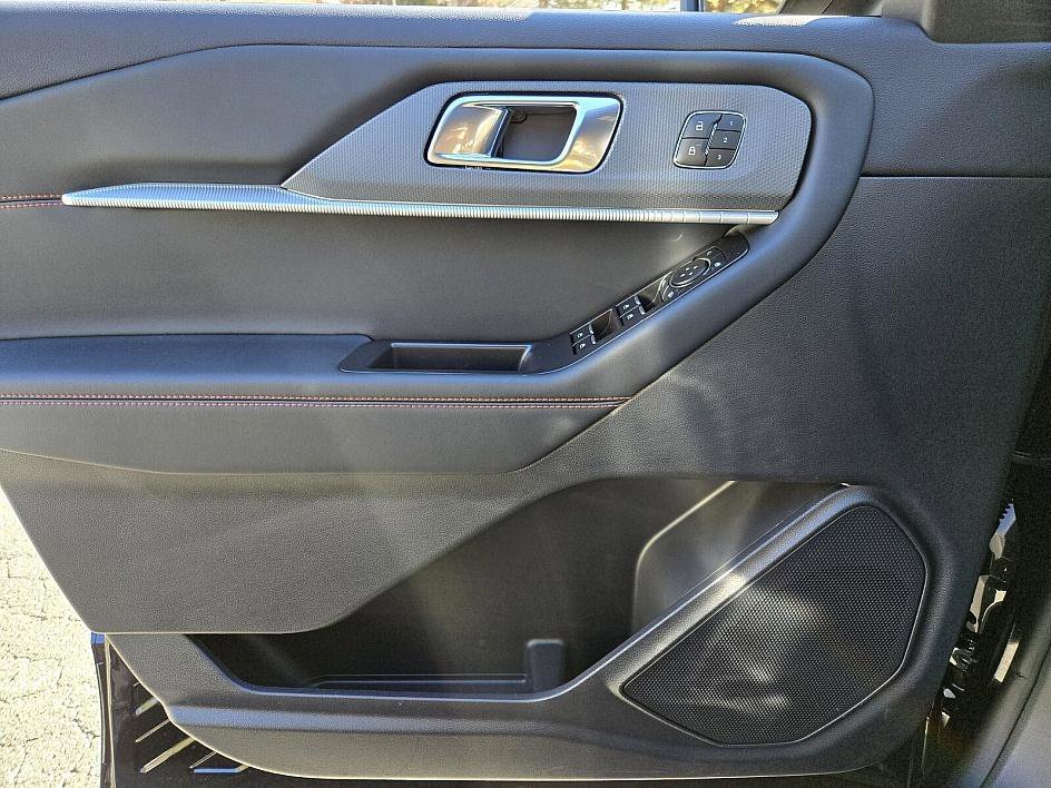 New 2026 Agate Black Metallic Ford ST image 28