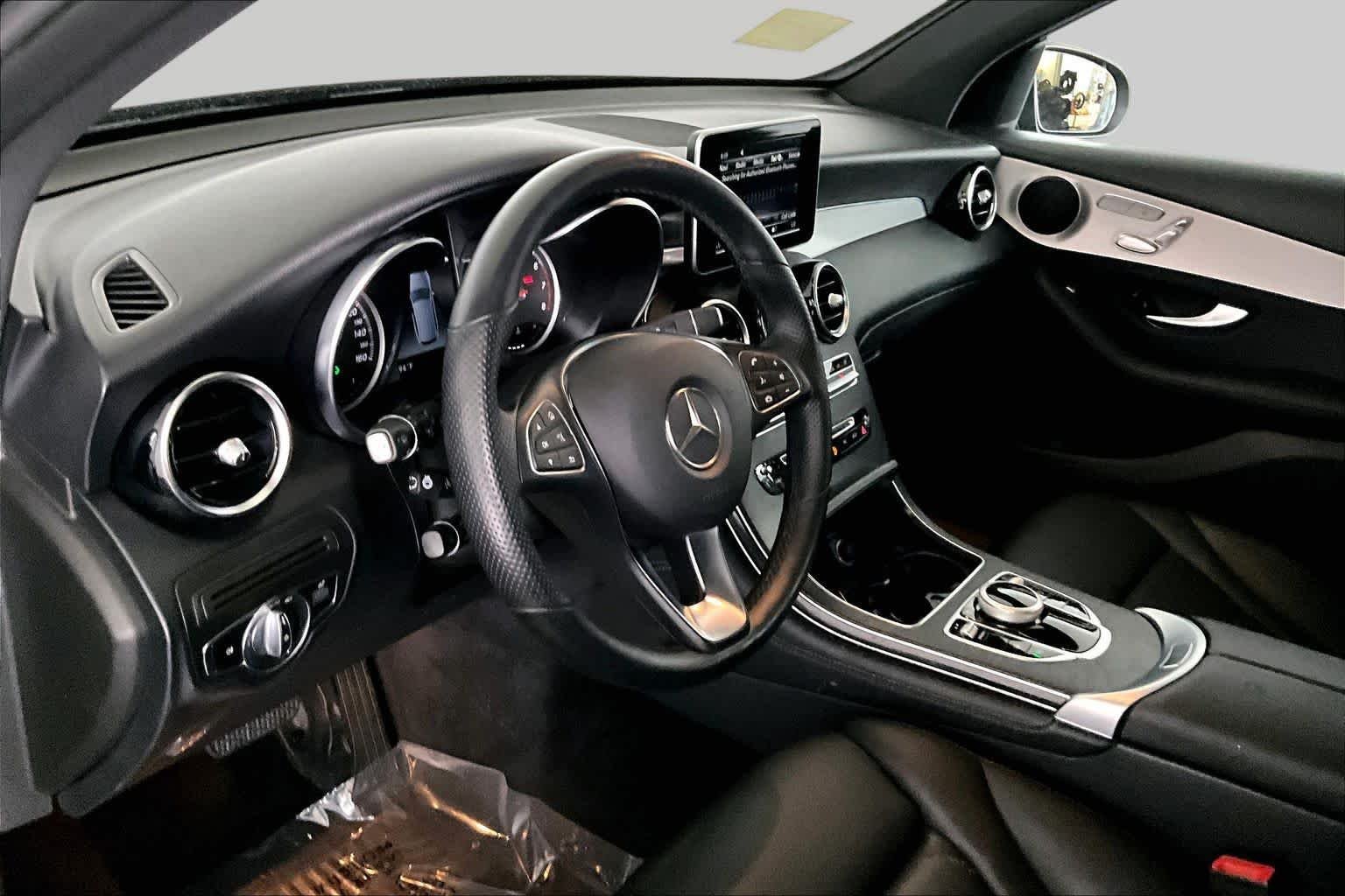 Used 2019 Black Mercedes-Benz GLC 300 image 18