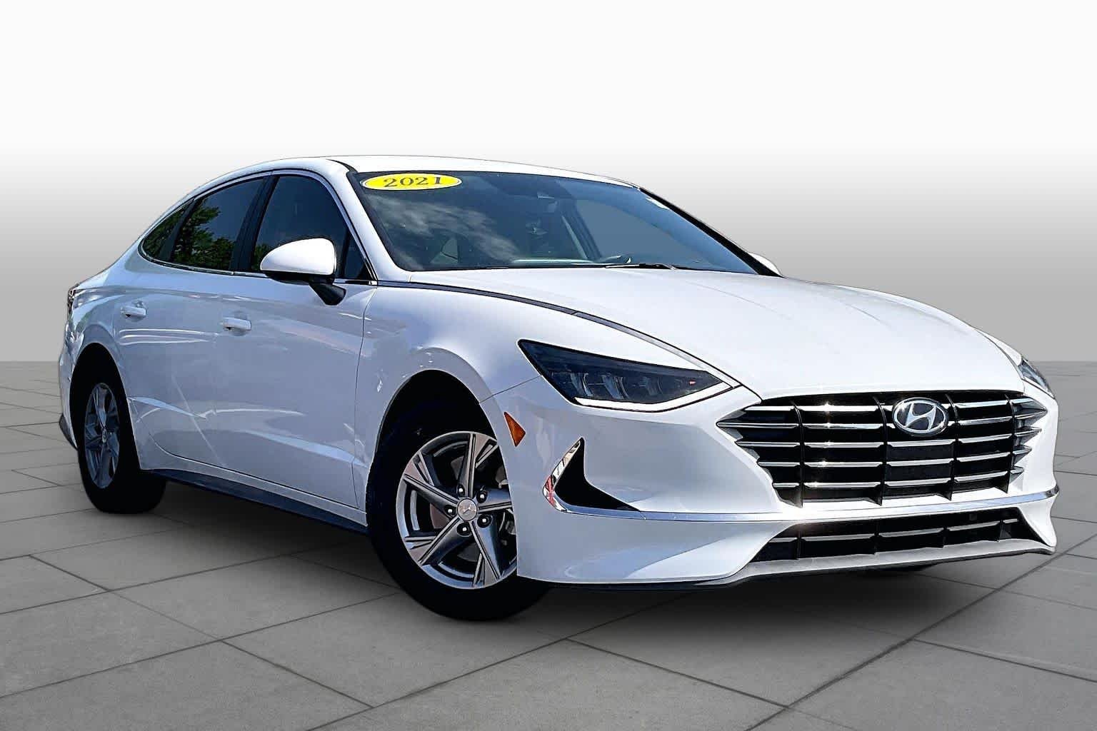Pre-Owned 2021 Hyundai Sonata SE
