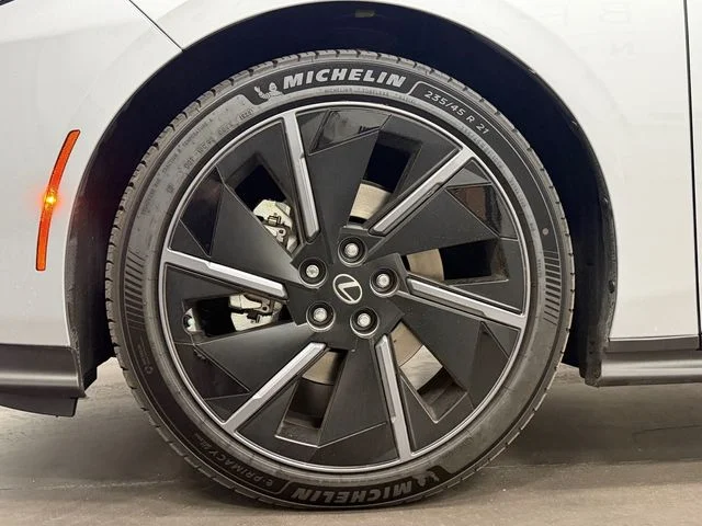 New 2026 Silver Lexus  image 10