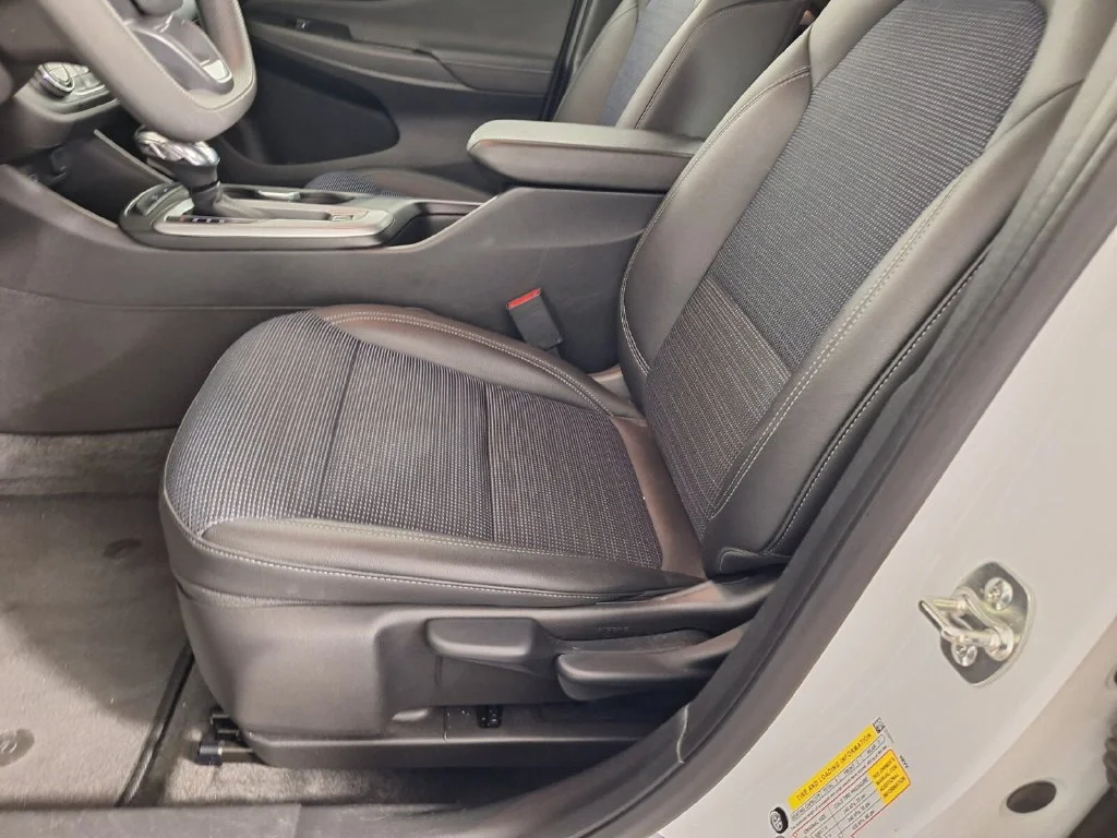Used 2026 White Buick Preferred image 28