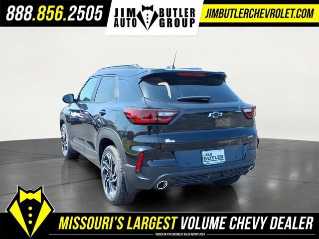 New 2026 Mosaic Black Metallic Chevrolet RS image 2
