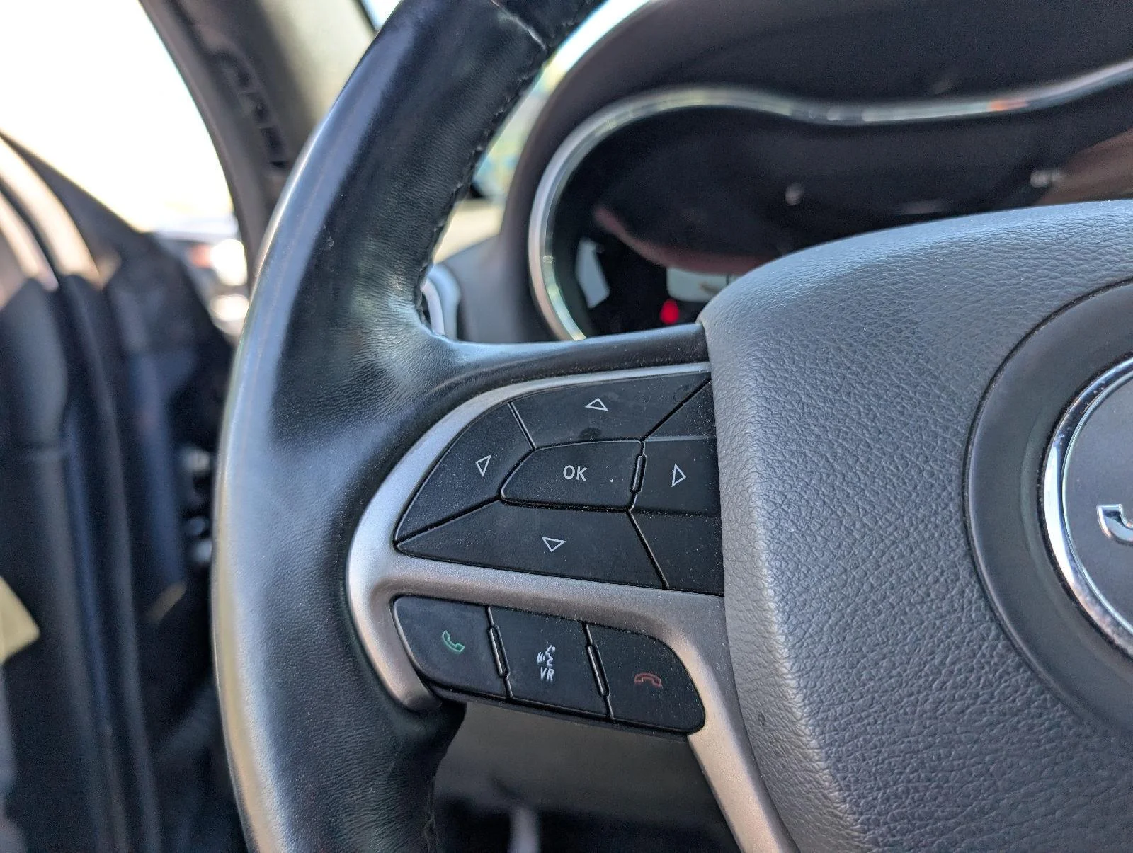 Used 2021  Jeep 80th Anniversary image 14
