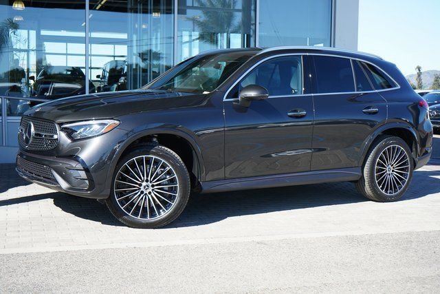 New 2026 Graphite Grey Metallic Mercedes-Benz GLC 300 image 4