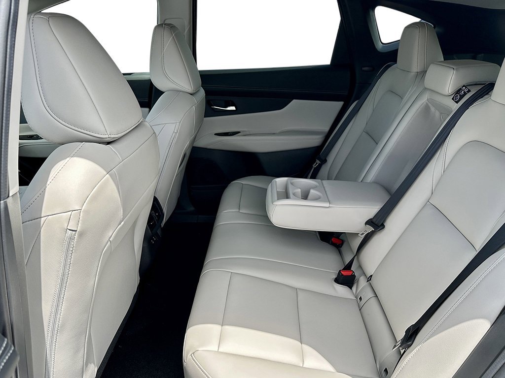 New 2026 Everest White Pearl TriCoat Nissan SL image 29