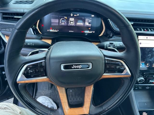 Used 2023 Diamond Black Crystal Pearlcoat Jeep Summit Reserve image 20