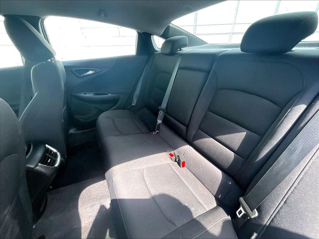 Used 2023 Mineral Gray Metallic Chevrolet LT image 15