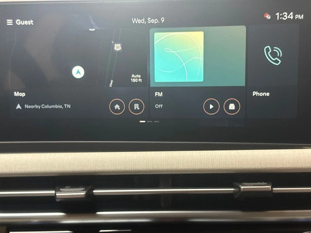 New 2026 Shimmering Silver Hyundai SEL Premium image 15