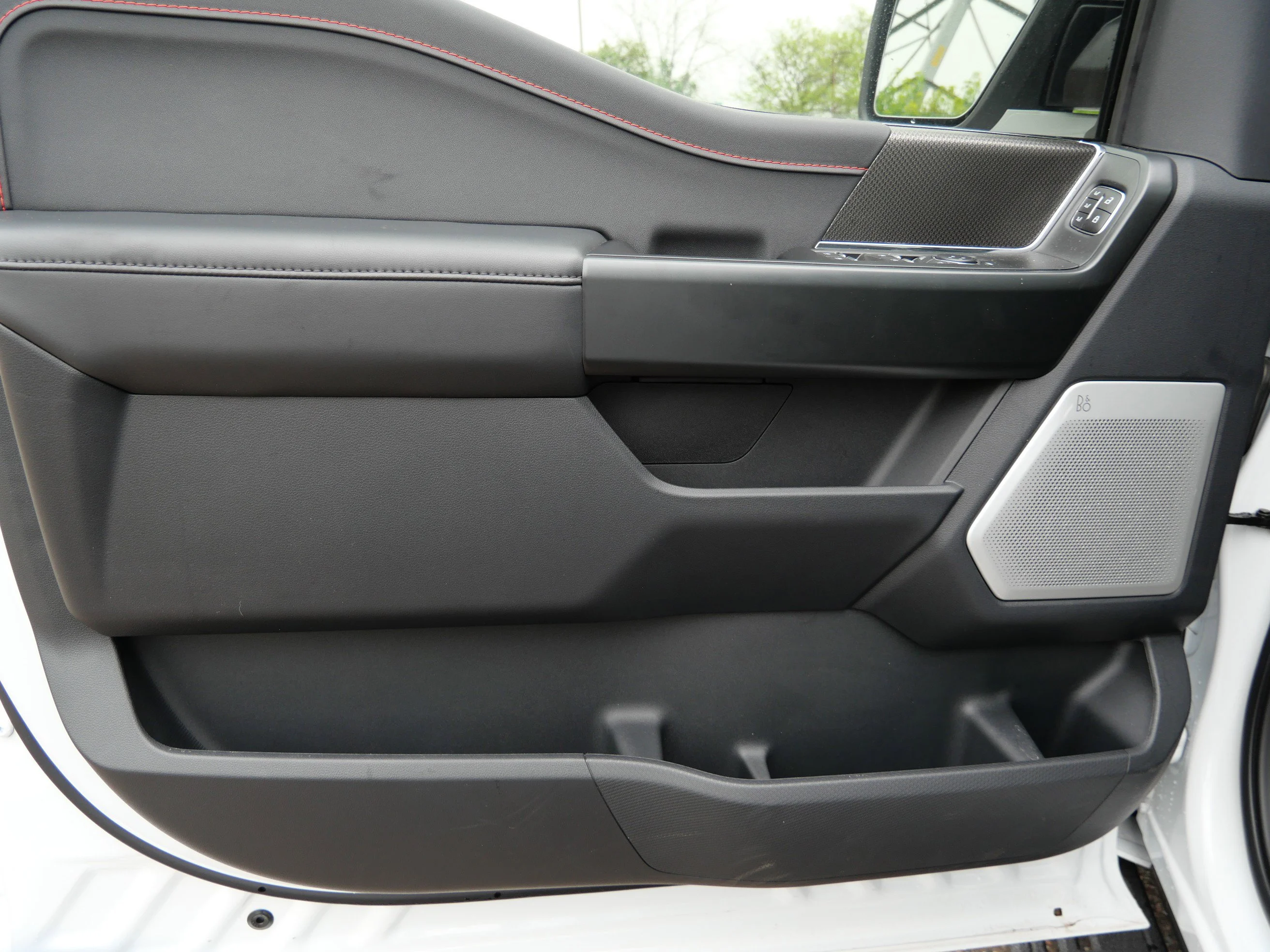 New 2025 Oxford White Ford Raptor® image 11