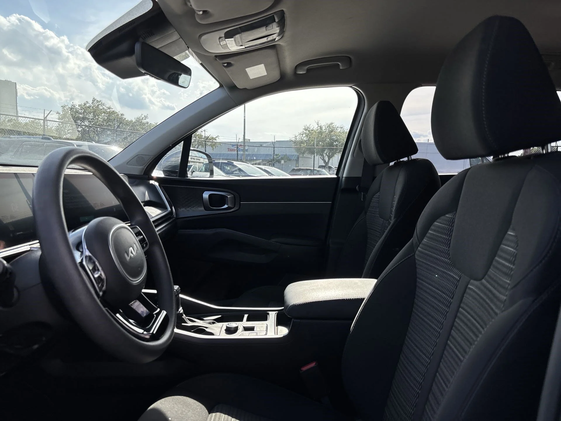 Certified Used 2025 Everlasting Silver Kia LX image 13
